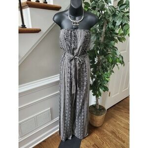 Forever 21 Women's Black/White Casual Dress